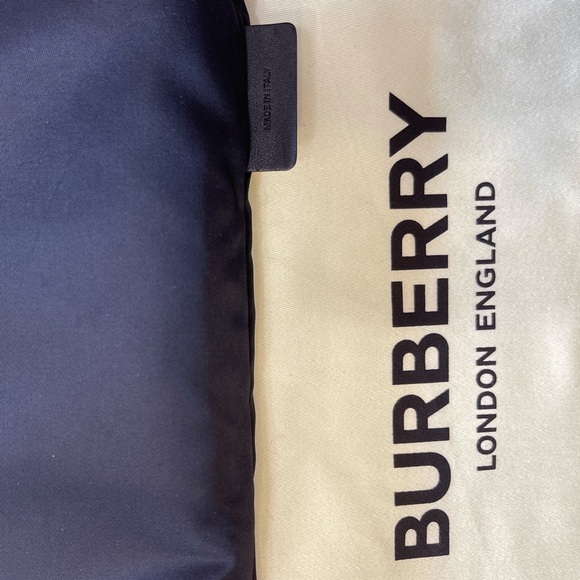 SOLD BURBERRY Rave Tote - Picture 5 of 5